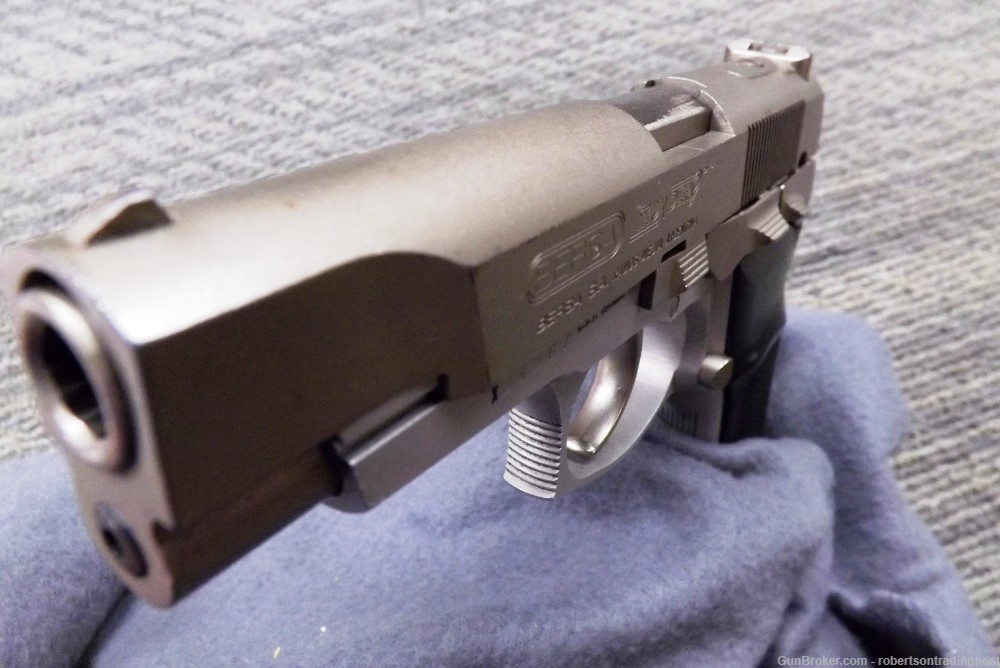 Bersa 9mm Thunder 9 Nickel Lightweight Full Size 1994 First Year VG 16 Shot-img-1