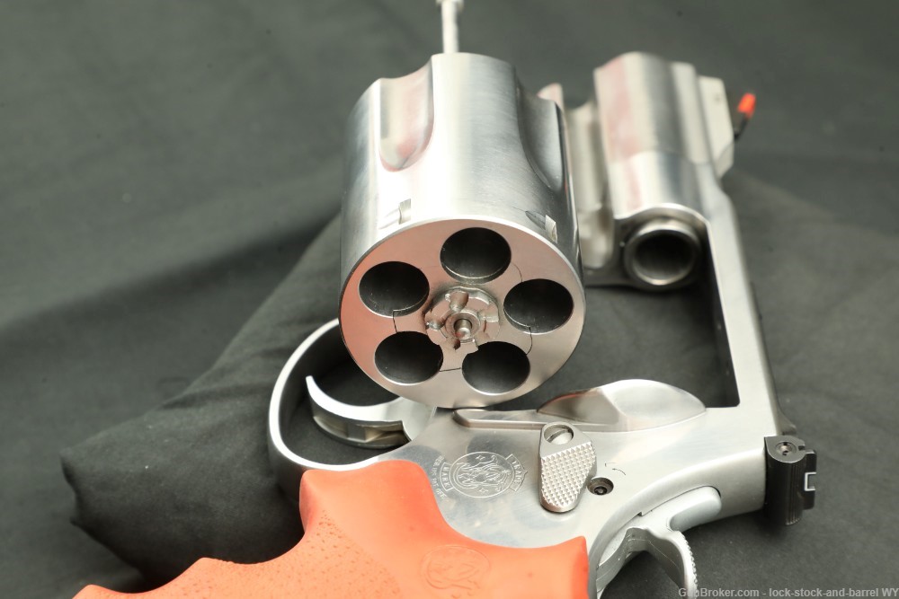 Smith & Wesson Model 500ES Bear Survival Kit 2 3/4" 5-Shot DA/SA Revolver-img-16