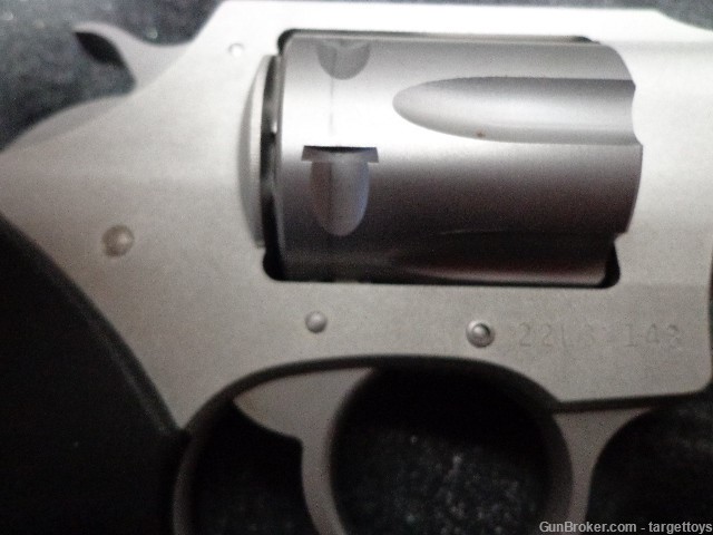 CHARTER ARMS  32 MAGNUM -img-3