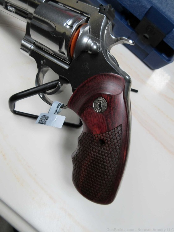 Colt TALO Anaconda 8" .44mag/.44spcl 6rd stainless walnut grips-img-3