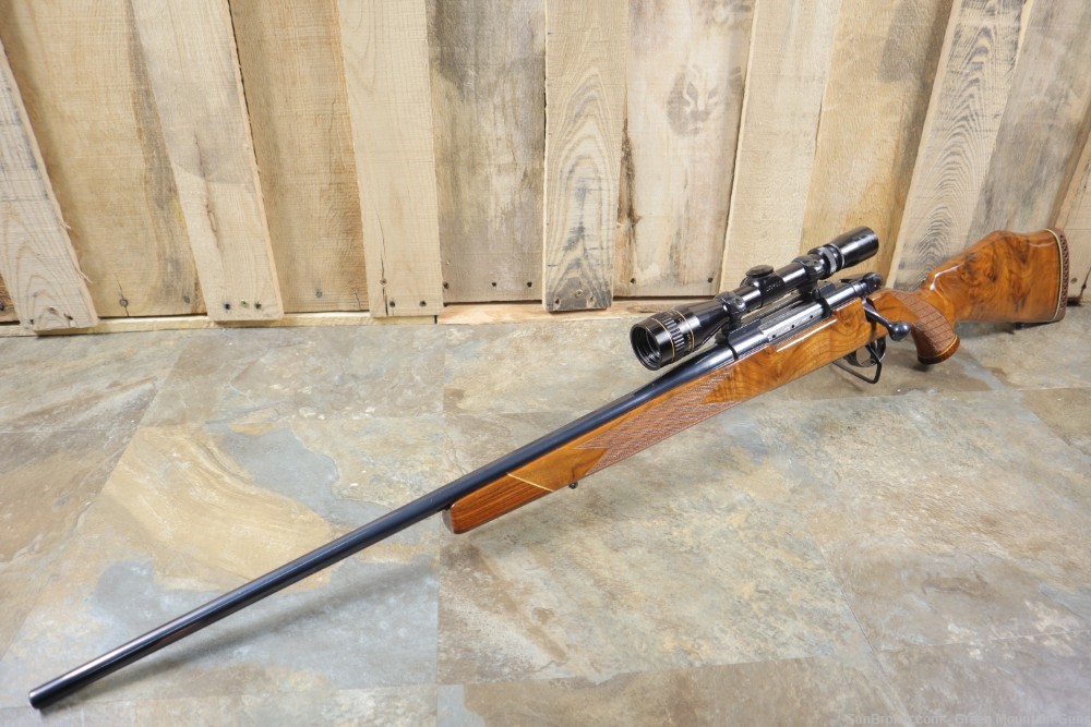 Gorgeous Weatherby Mark V Left Handed .240Wby Mag Penny Bid NO RESERVE-img-3
