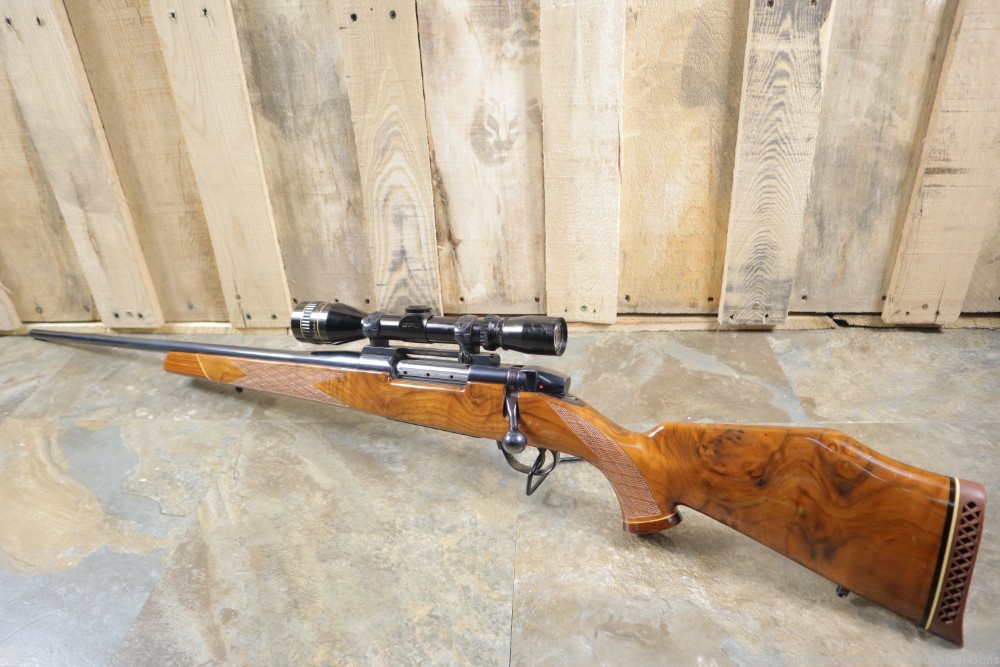 Gorgeous Weatherby Mark V Left Handed .240Wby Mag Penny Bid NO RESERVE-img-4