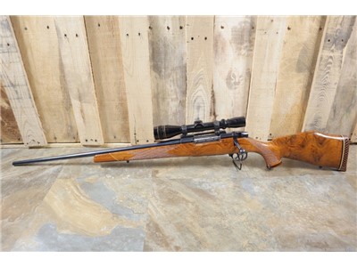 Gorgeous Weatherby Mark V Left Handed .240Wby Mag Penny Bid NO RESERVE