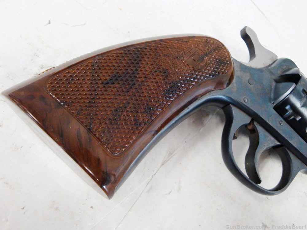 H&R Model 922 9-Shot Revolver .22LR Harrington & Richardson -img-4