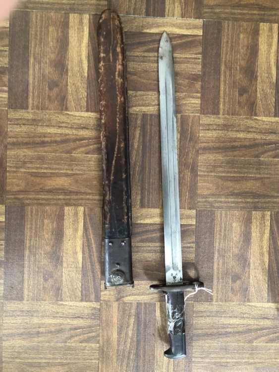 03 Springfield Bayonet & Leather Scabbard  1908 Dated -img-2