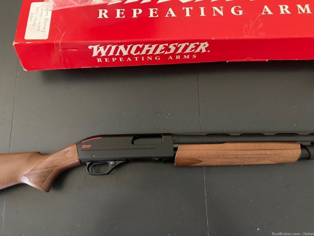 Winchester SXP 12 gauge pump shotgun -img-8