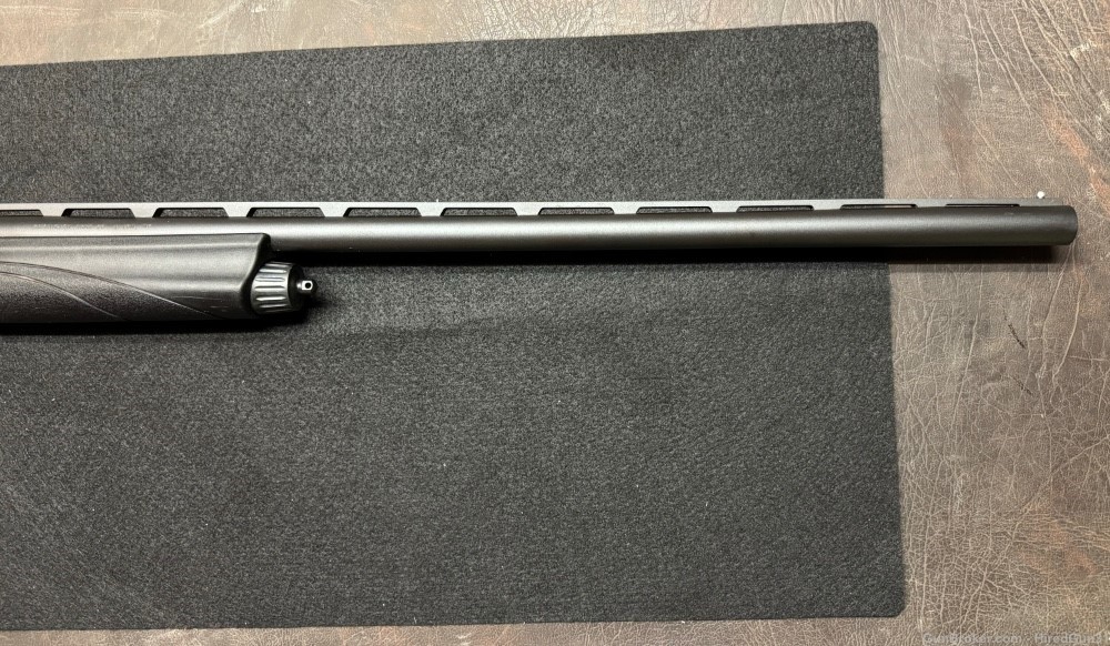 Remington V3 Field Sport 12 gauge shotgun-img-3