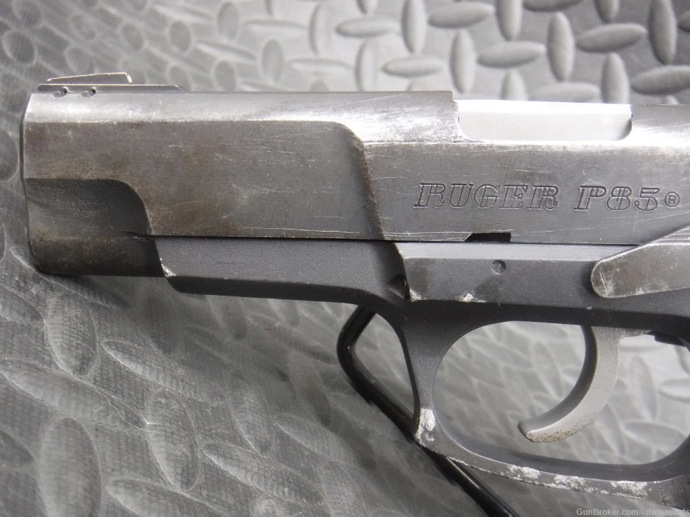 Ruger P85 9mm w/ Magazine-img-5