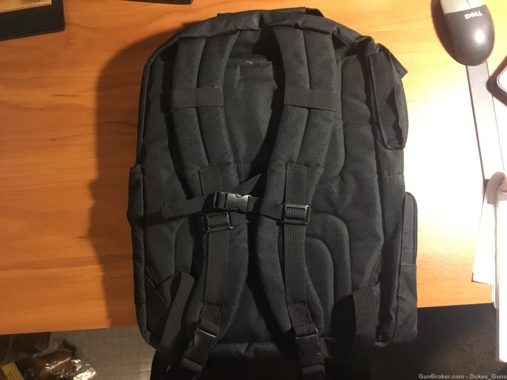 Black Remington backpack w/4 zipper compartments -img-1