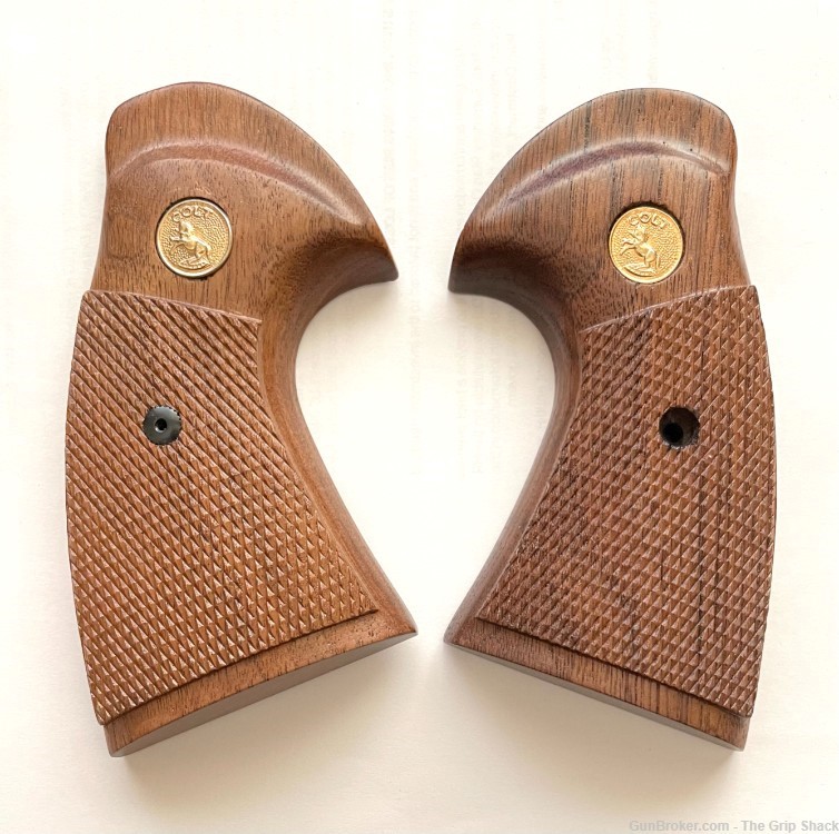**NICE** 3rd gen Colt Python factory checkered target grips-img-0