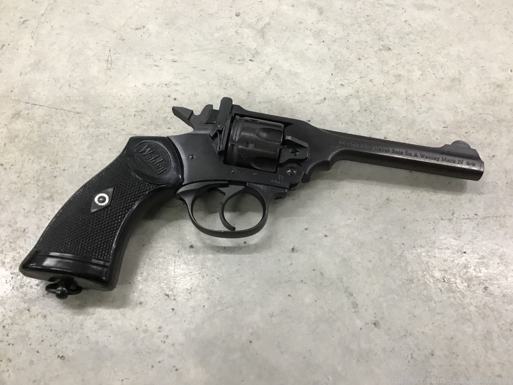 Webley & Scott Mark IV Centennial .38 S&W Revolver With Case Made 1982-img-1
