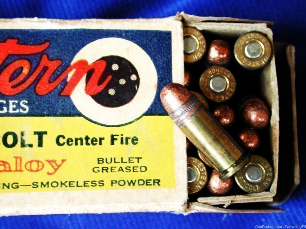 RARE .32 Short Colt Prewar Box 50 Rounds Western Bullseye -img-1