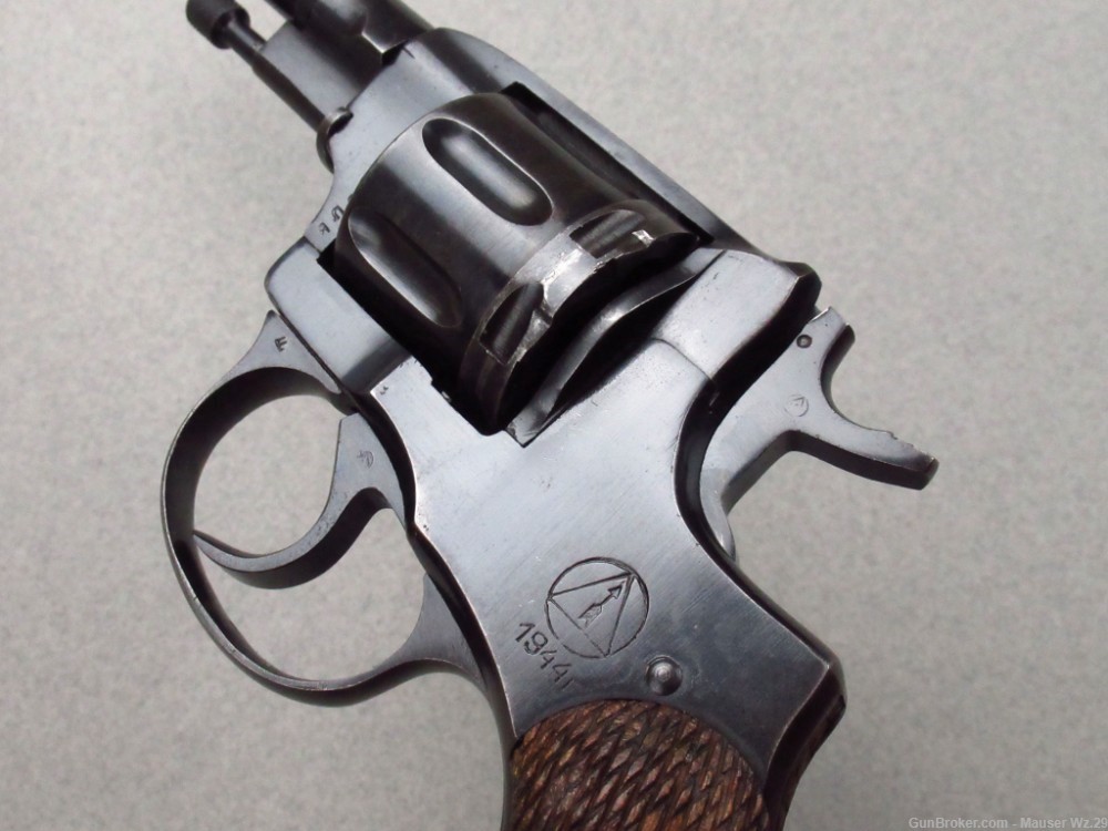 Excellent  1944 Russian IZHEVSK Nagant revolver M1895 - WW2 7.62mm mosin-img-26