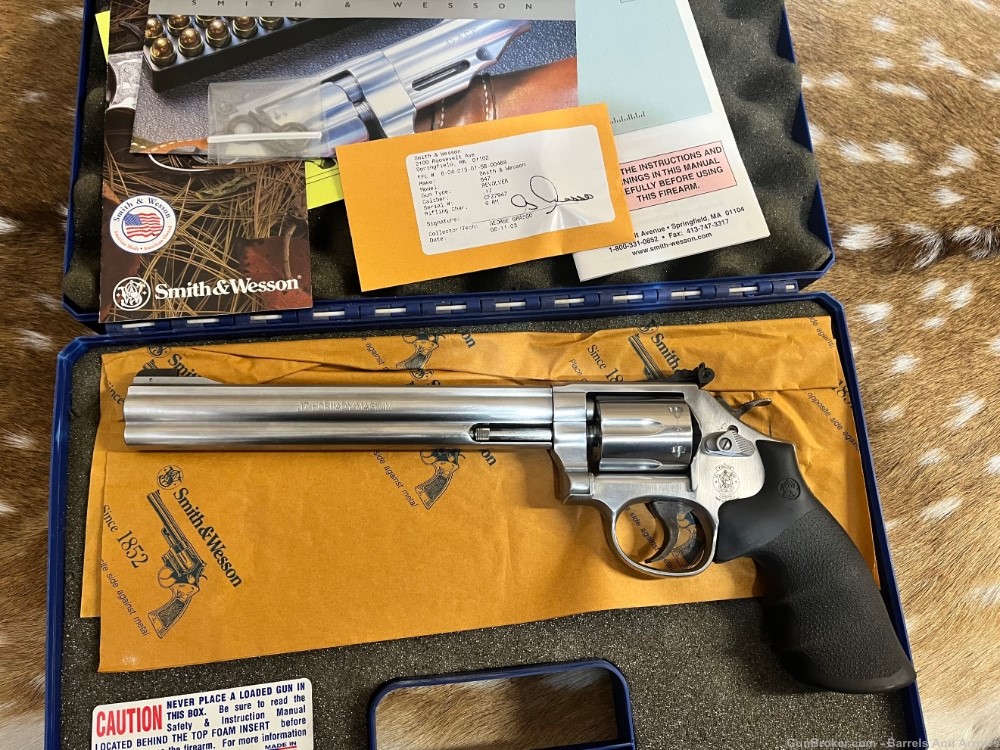 Smith And Wesson 647 17 HMR Revolver 8 3/8” Excellent condition In Box -img-1