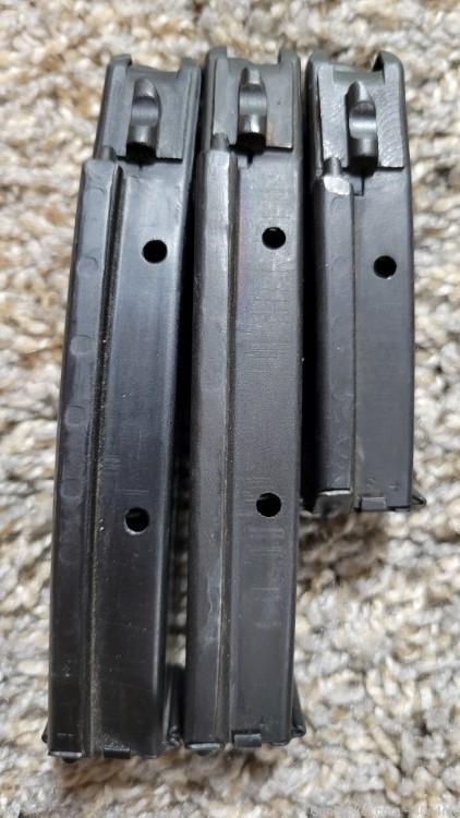 VZ61 Skorpion 2 20rd & 1 10rd magazine with pouch .32 ACP 7.65mm Br-img-3