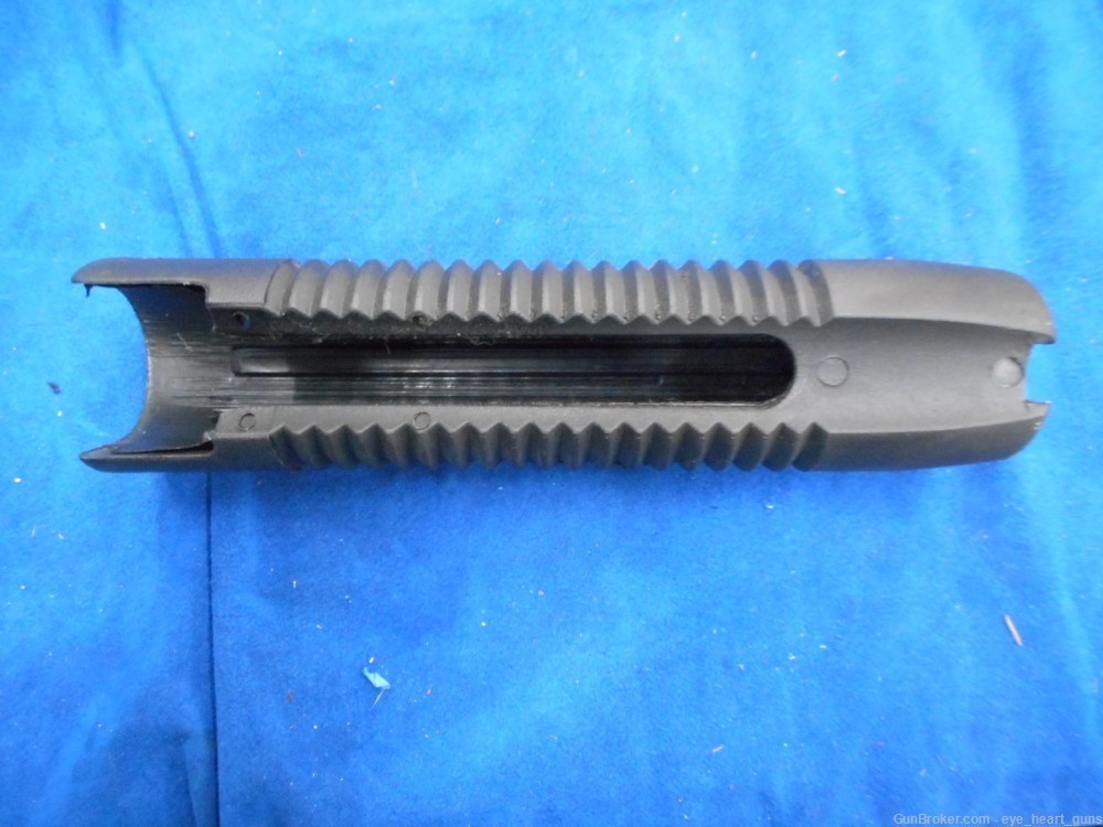 Mossberg 500 grip, forend, pump handle, factory polymer fore-end 12ga-img-0