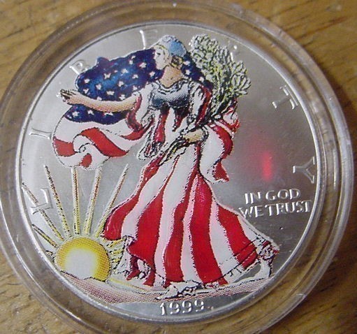 1999 Colorized American Silver Eagle Dollar-img-0
