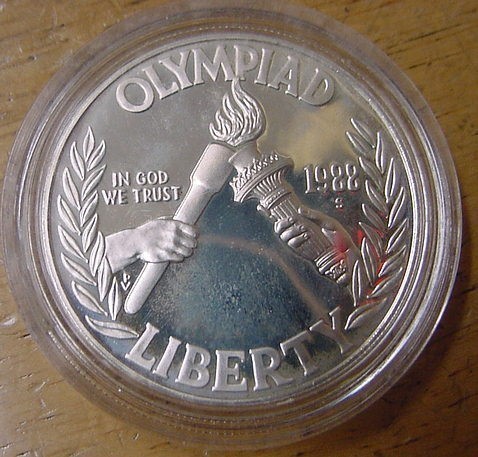 1988-S Olympiad Commemorative  Silver Dollar-img-0