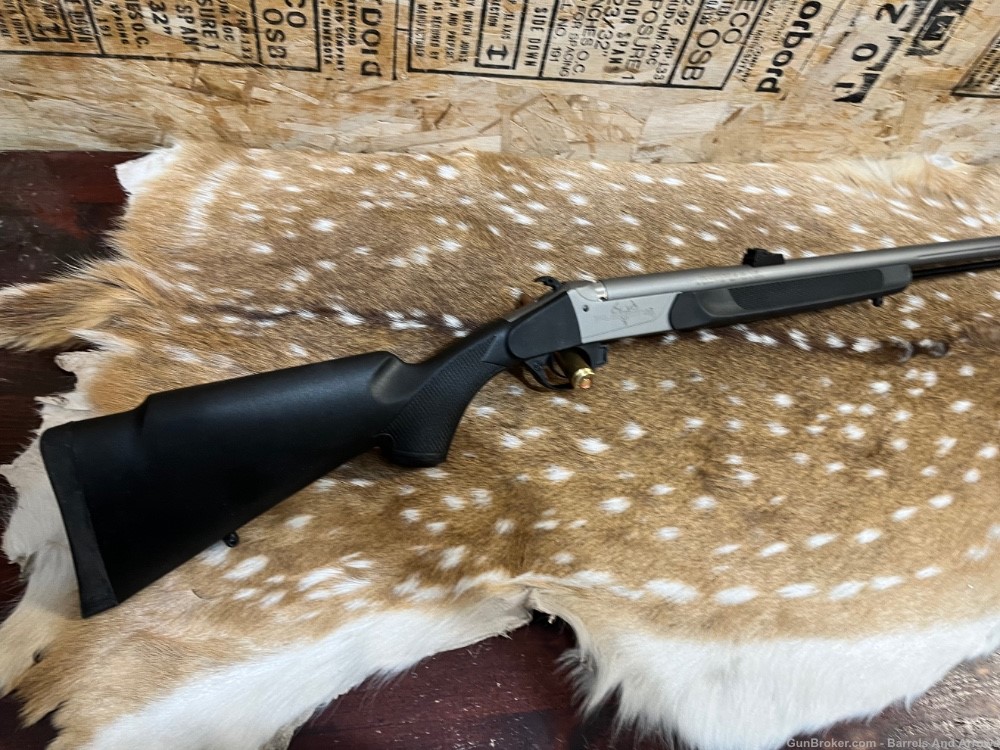 Traditions Pursuit G4 50 caliber Muzzleloader Like New-img-1