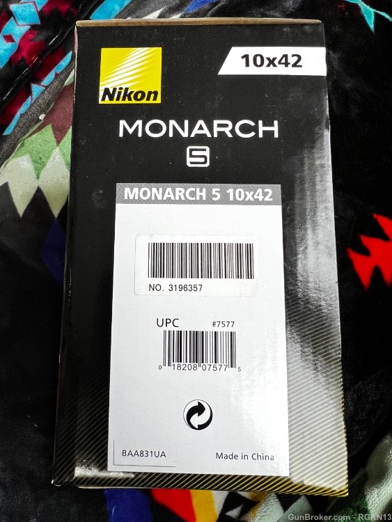 Nikon Monarch 5  binoculars 10x42 -img-1