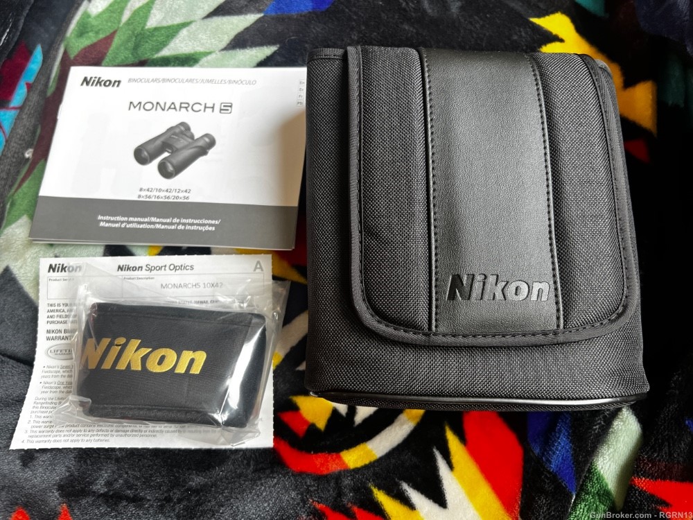 Nikon Monarch 5  binoculars 10x42 -img-4