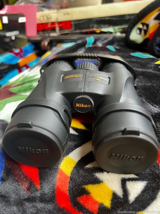 Nikon Monarch 5  binoculars 10x42 -img-3