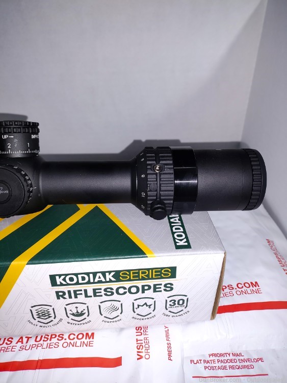 Trijicon 4-16x50 Accupoint Hunting/Shooting Scope BAC Green Triangle Post-img-4