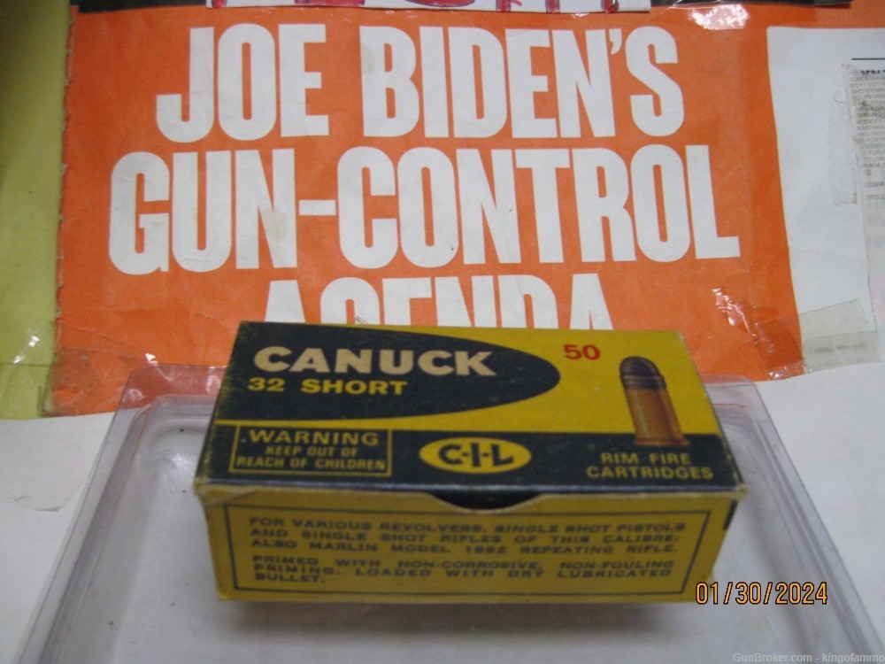 Very Scarce 32 SHORT RIMFIRE 50 rds Canuck CIL Excellent RF Ammo; more too-img-0