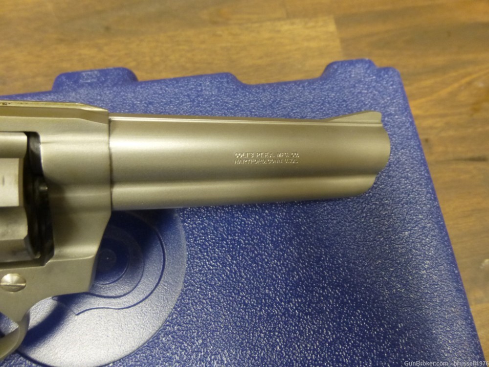 Colt SFVI SF6 .38 special 4in barrel SF-VI rare with box and manual !-img-5