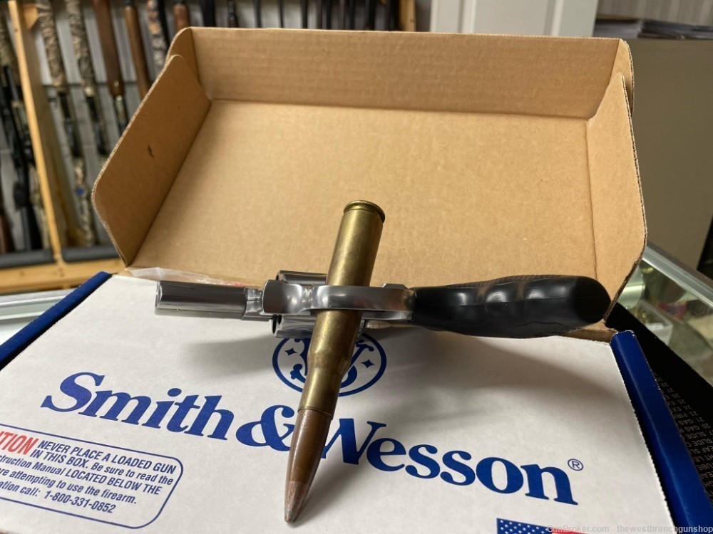 Very Nice Smith & Wesson Model 640-3 357 mag in box-img-4