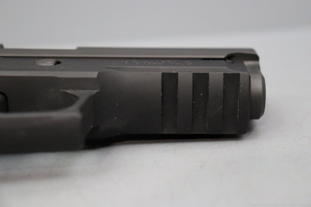 Sig Sauer P229 Nitron 9mm 3.9" w/case-img-15