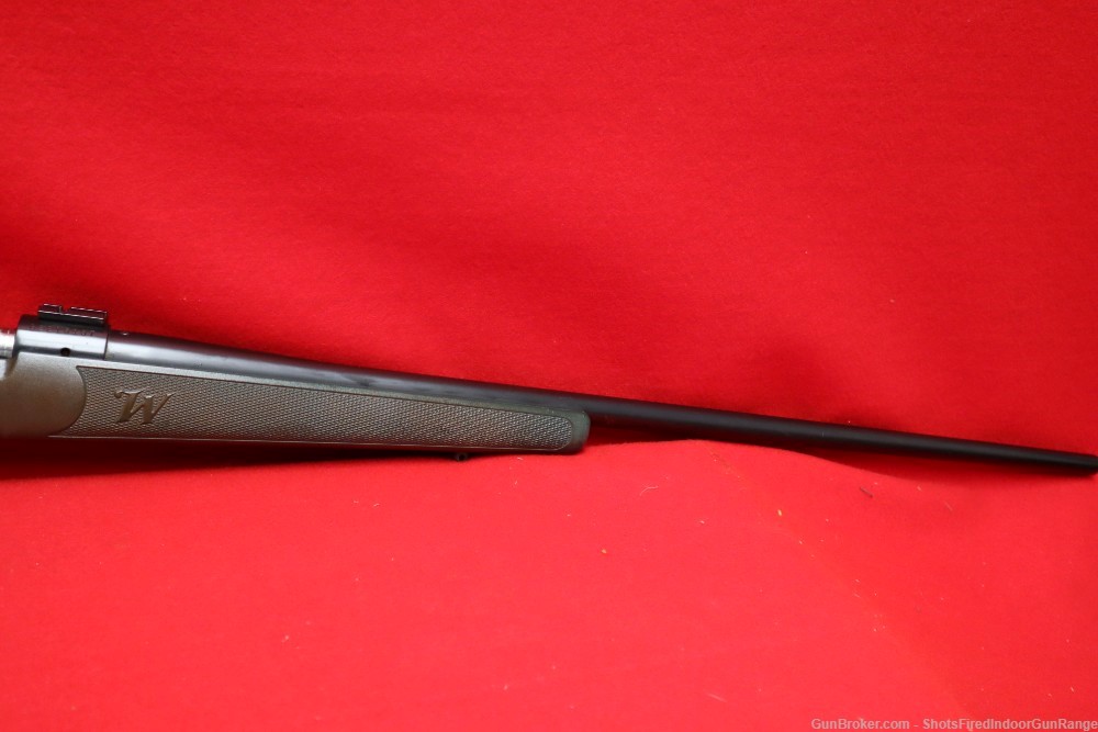 Winchester Model 70 .7mm Remington Magnum Synthetic-img-3