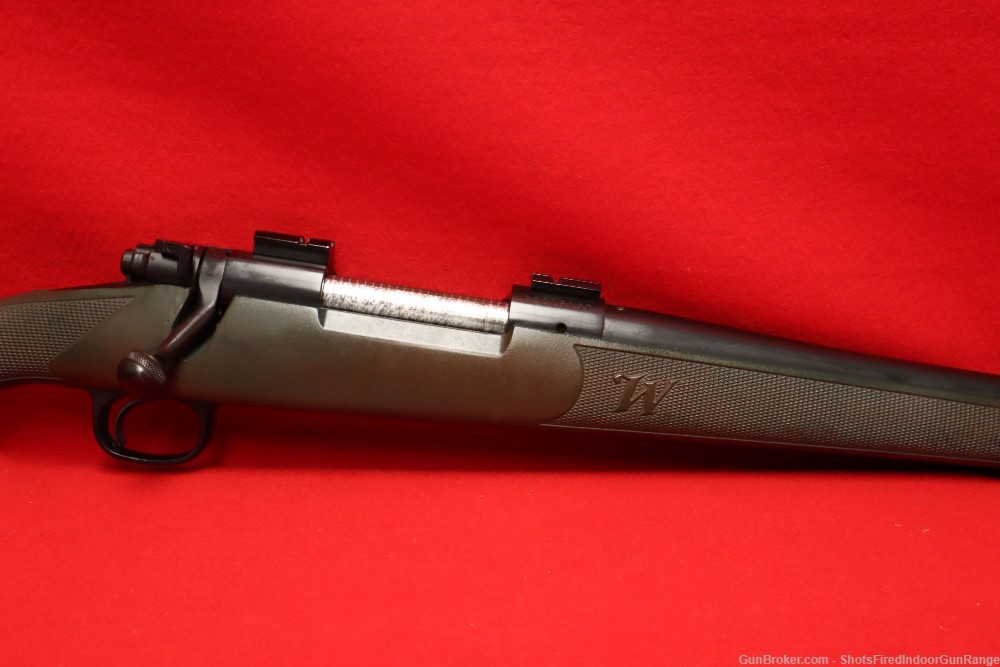 Winchester Model 70 .7mm Remington Magnum Synthetic-img-2