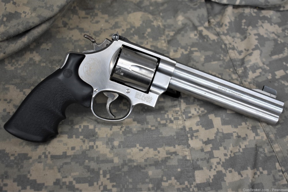 S&W Model 629-4 Classic in 44 Mag-img-1