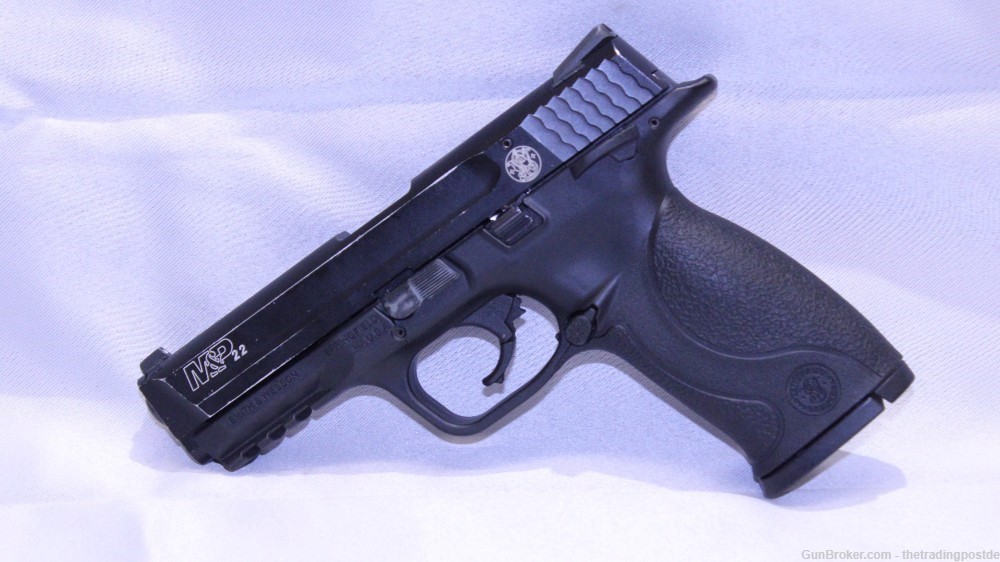 SMITH AND WESSON M&P 22LR PISTOL-img-5