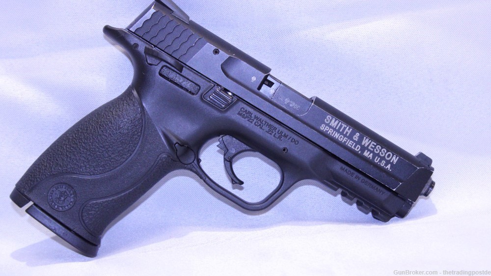 SMITH AND WESSON M&P 22LR PISTOL-img-0