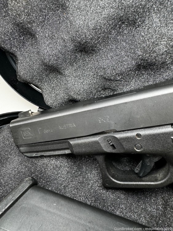 Glock 17 GEN4 9mm Night Sights Police Trade NICE No Reserve NR-img-2
