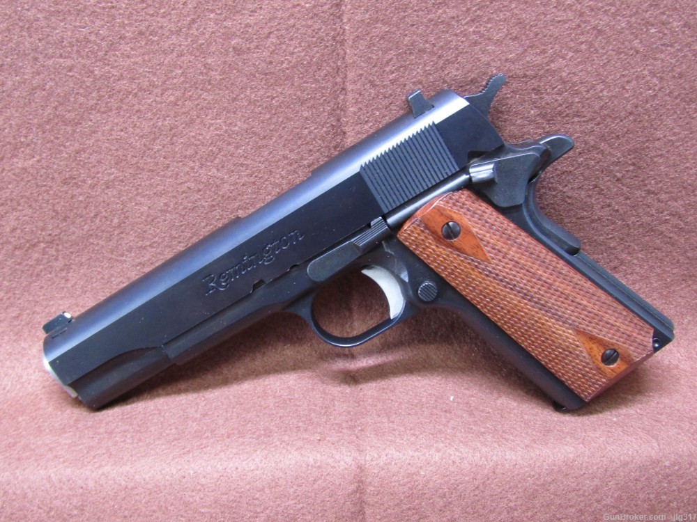 Remington 1911-R1 45 ACP Semi Auto Pistol 2x 7 RD Mags Like New-img-9