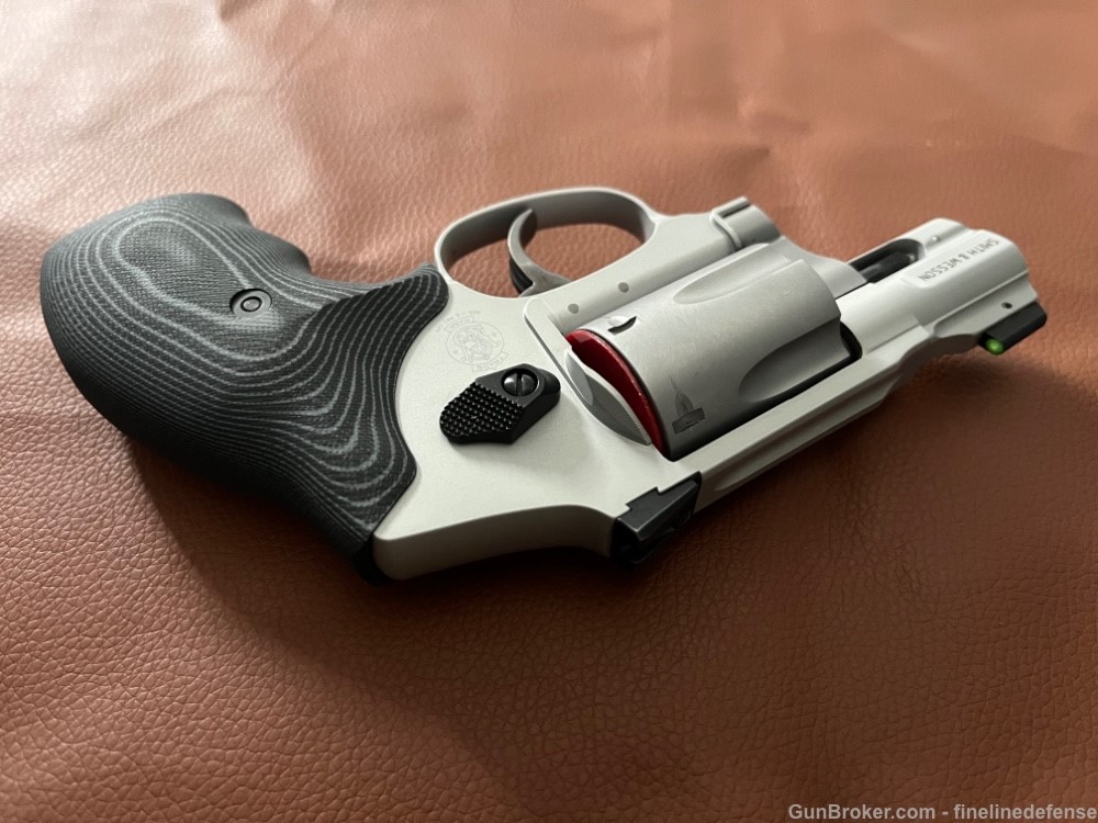 LIPSEY'S EXCLUSIVE SMITH AND WESSON 642UC Ultimate Carry 38 SPECIAL-img-6