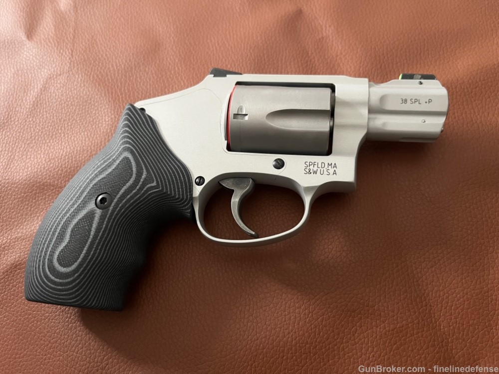 LIPSEY'S EXCLUSIVE SMITH AND WESSON 642UC Ultimate Carry 38 SPECIAL-img-2