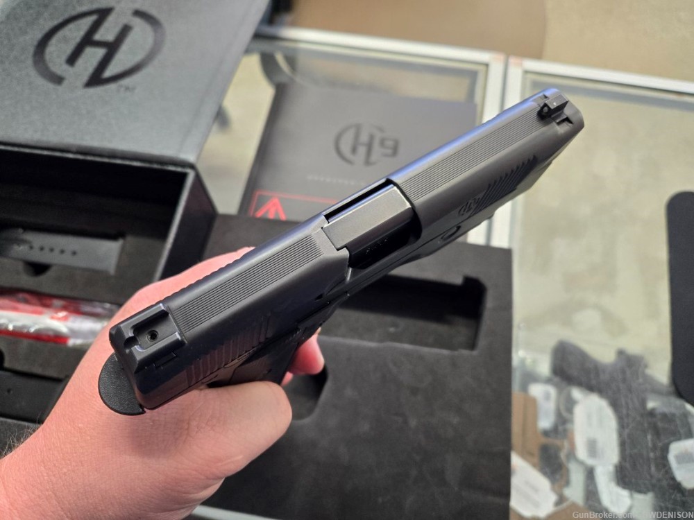 Hudson H9 9mm Pistol Discontinued With Original Box & 3 Mags-img-3