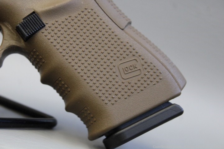Glock 19 Gen 4 9mm FDE Item DS-2-img-13