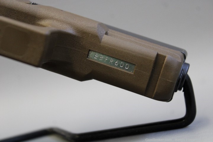 Glock 19 Gen 4 9mm FDE Item DS-2-img-12