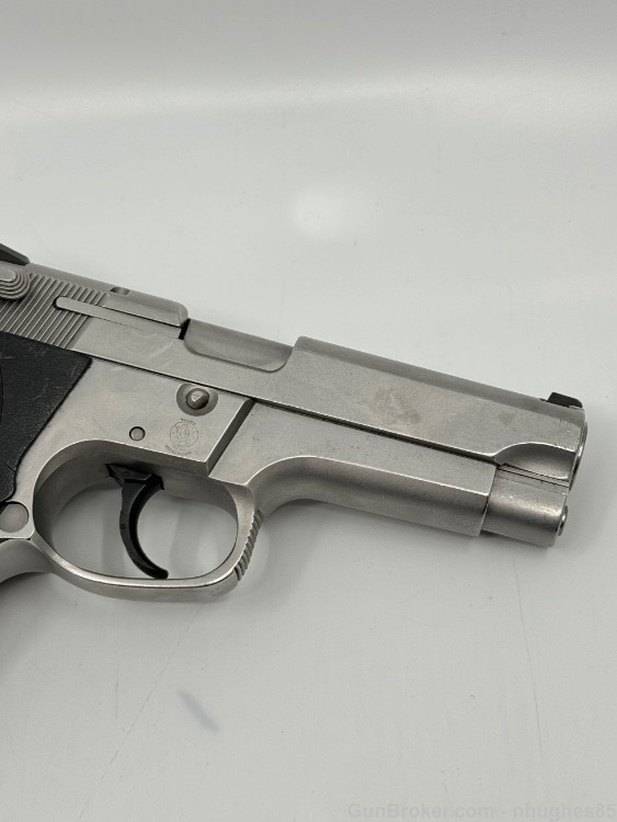 Smith & Wesson Model 5906 9mm 4'' -img-10