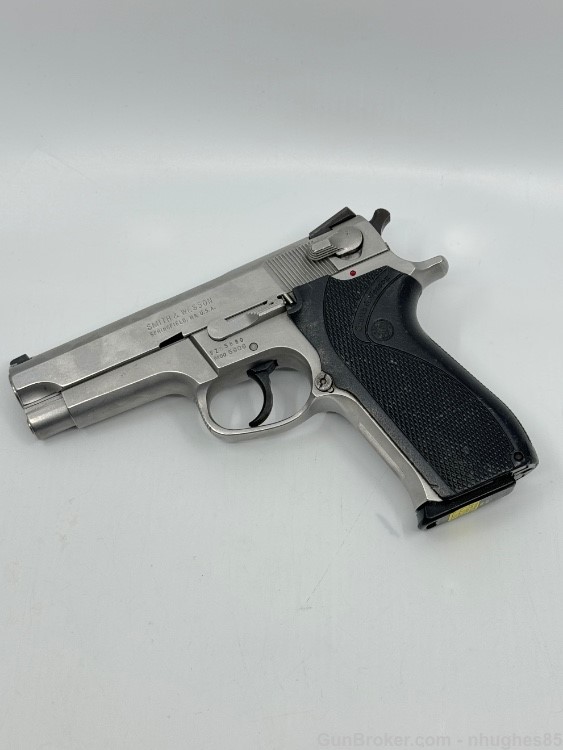 Smith & Wesson Model 5906 9mm 4'' -img-0