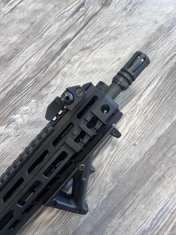 Colt M4/ FBI Build 11.5 Upper  W/ Troy sights and Inforce Flashlight -img-4