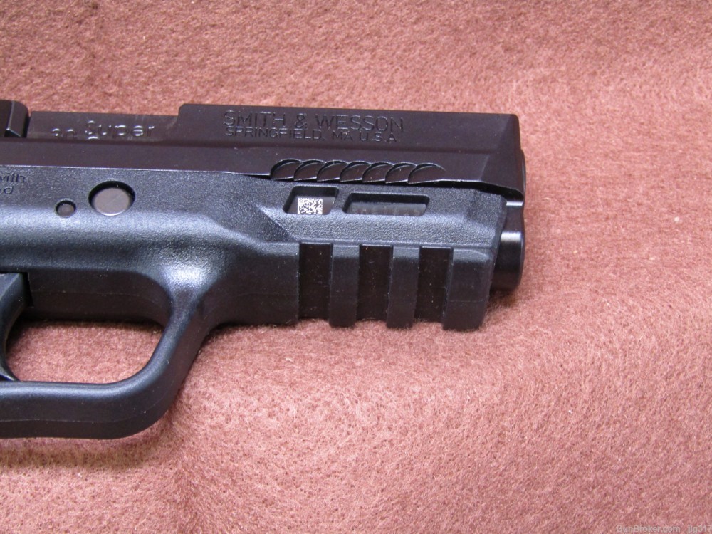Smith & Wesson Shield EX 30 Super Carry Semi Auto Pistol Like New-img-7