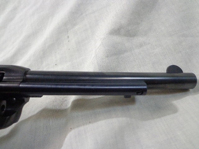 Ruger Single-Six Convertible, 22WMR box w/ .22LR Cylinder include- Like New-img-8