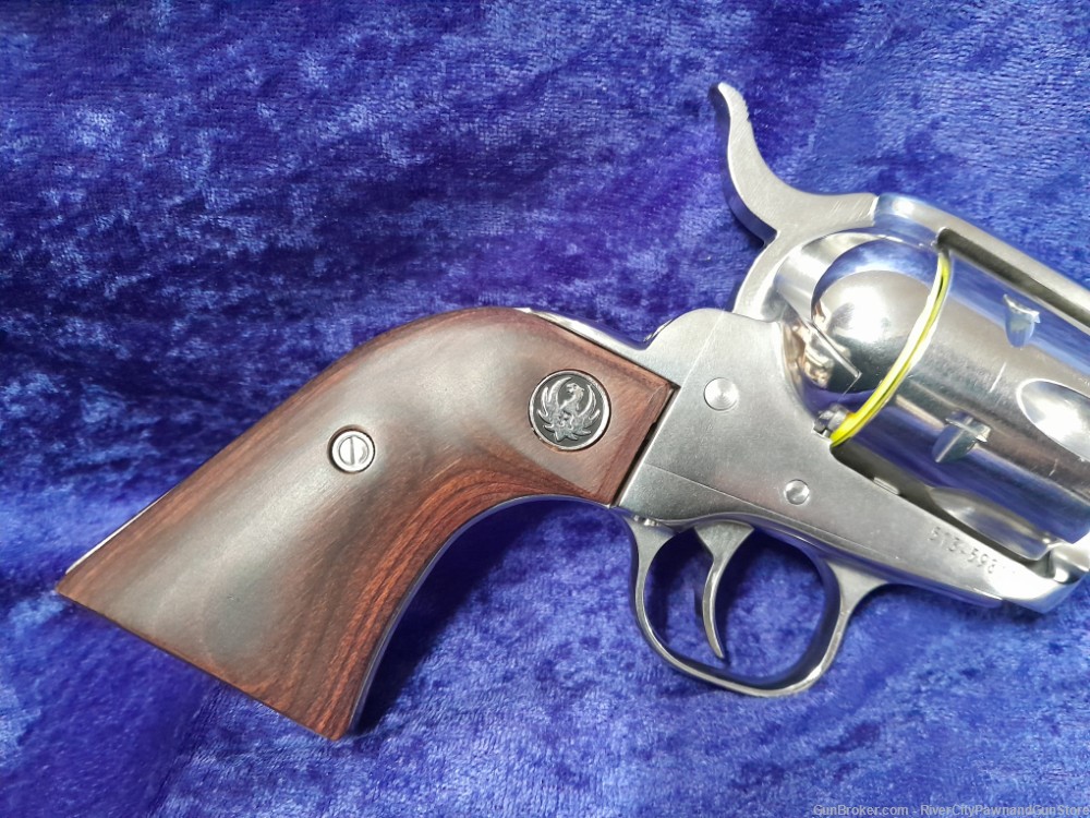 Ruger Vaquero NEW IN BOX in 45 Colt! NO CC FEES, NO RESERVE!!-img-1