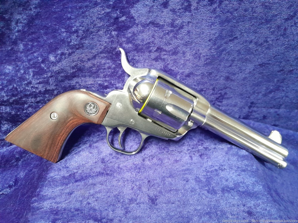 Ruger Vaquero NEW IN BOX in 45 Colt! NO CC FEES, NO RESERVE!!-img-0